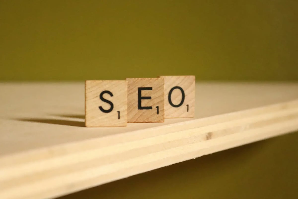 como hacer keyword clustering