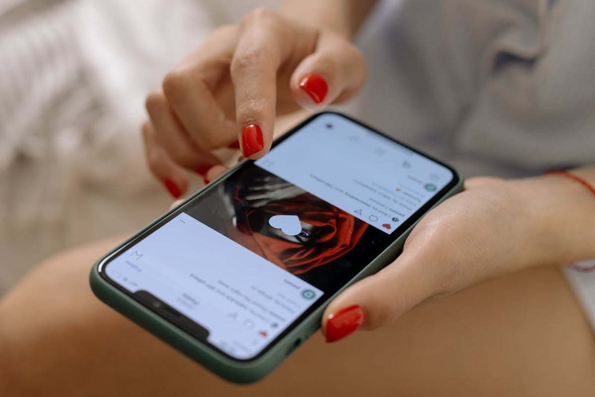 what is instagram plus
