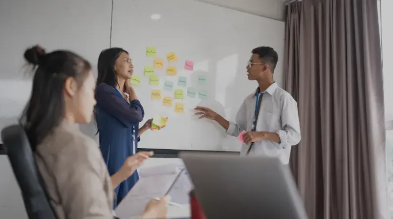  what are push and pull strategies